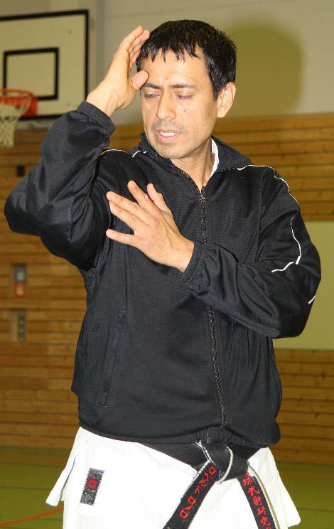 Sensei Roberto Romero